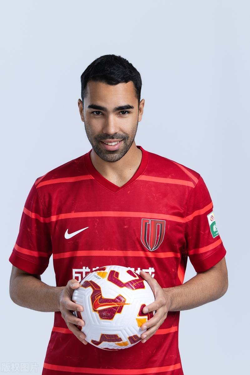 关于赛前成都蓉城调整名单：欧篮联节点到来，底气十足，纪律约束更严格的信息