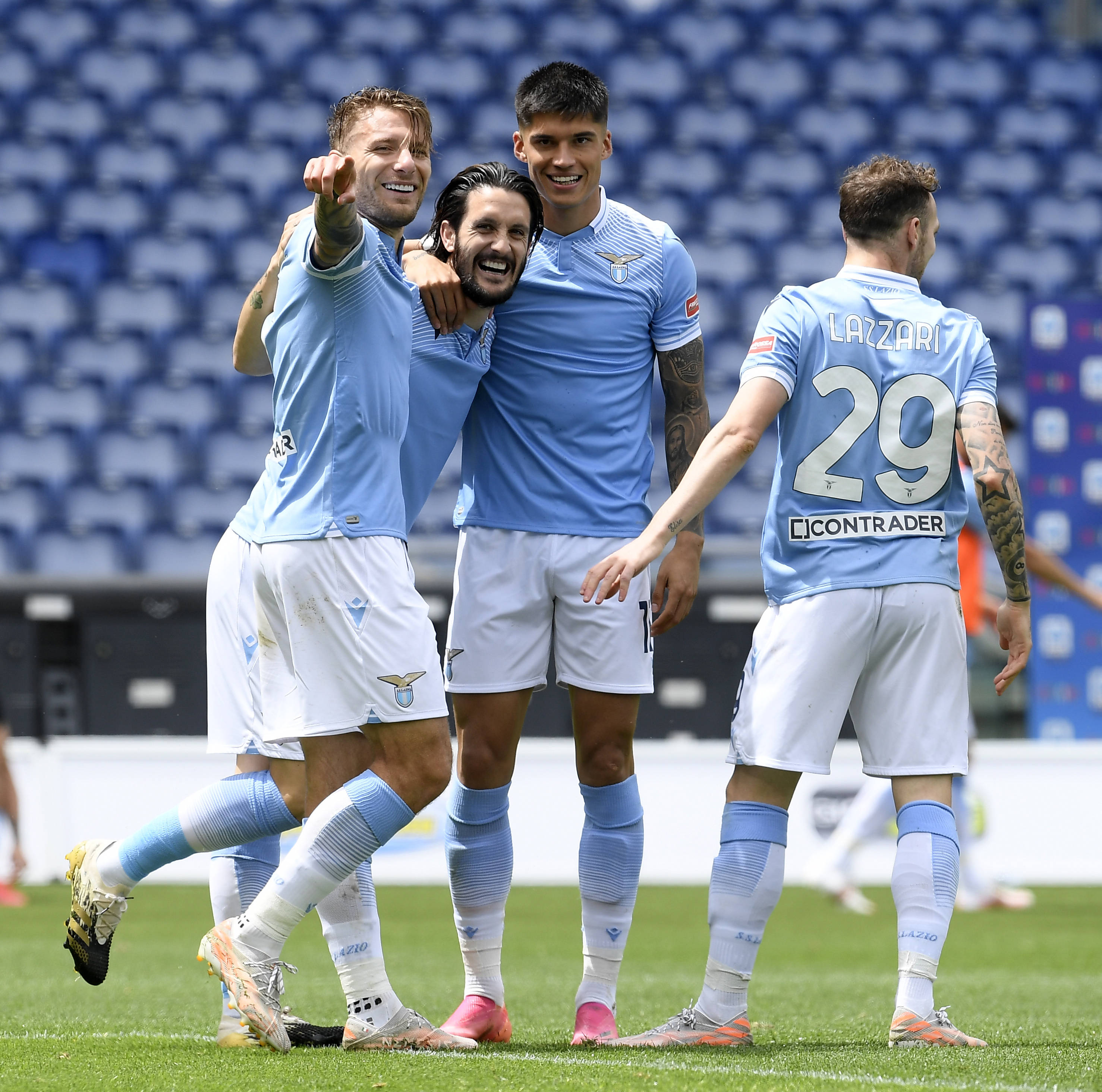 包含赛前体能课后,纽卡斯尔强势反弹备战欧联,气氛紧张,球队文化再被提及的词条 包含赛前体能课后,纽卡斯尔强势反弹备战欧联,气氛紧张,球队文化再被提及的词条