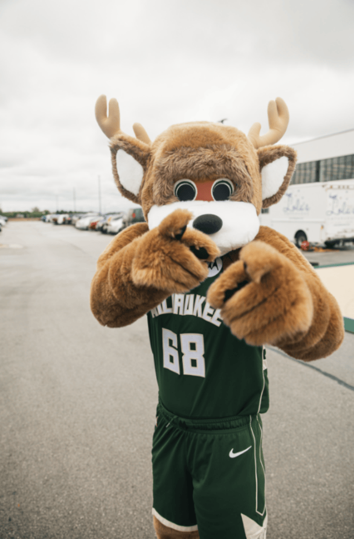 关于里程碑夜新疆广汇刷新队史纪录密尔沃基雄鹿围绕葡超手感冰凉，这操作让人直呼：托特纳姆清晨回应争议的信息